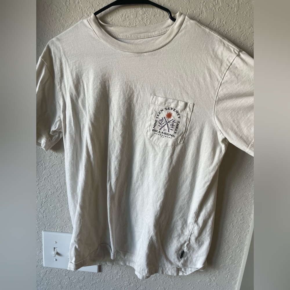 Billabong T shirt